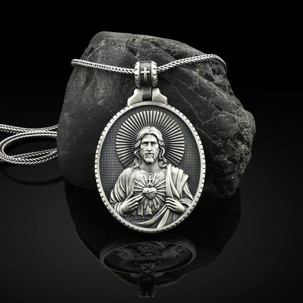 Vintage Sacred Heart of Jesus Pendant | Heritage Faith Jewelry, Classic Religious Necklace Amen Artisan - Image 3